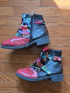 Embroidered Floral Ankle Boots in Red and Black